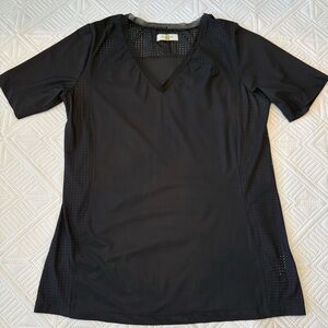 Callidae Tech Performance V-Neck Short Sleeve Top Size L In Black